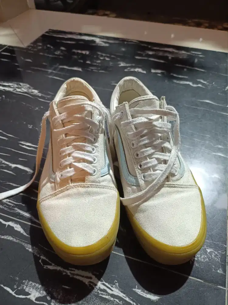 sepatu vans ori kondisi spt baru