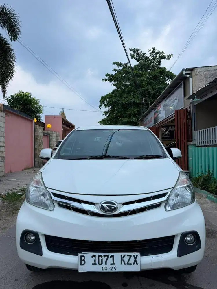 XENIA R DELUXE MANUAL 2014 KM LOW 60 RB