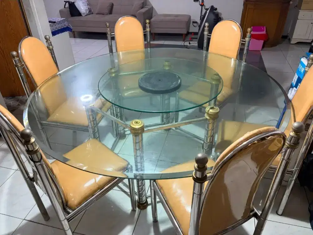 DIjual meja makan bulat kaca 'davinci' plus kursi