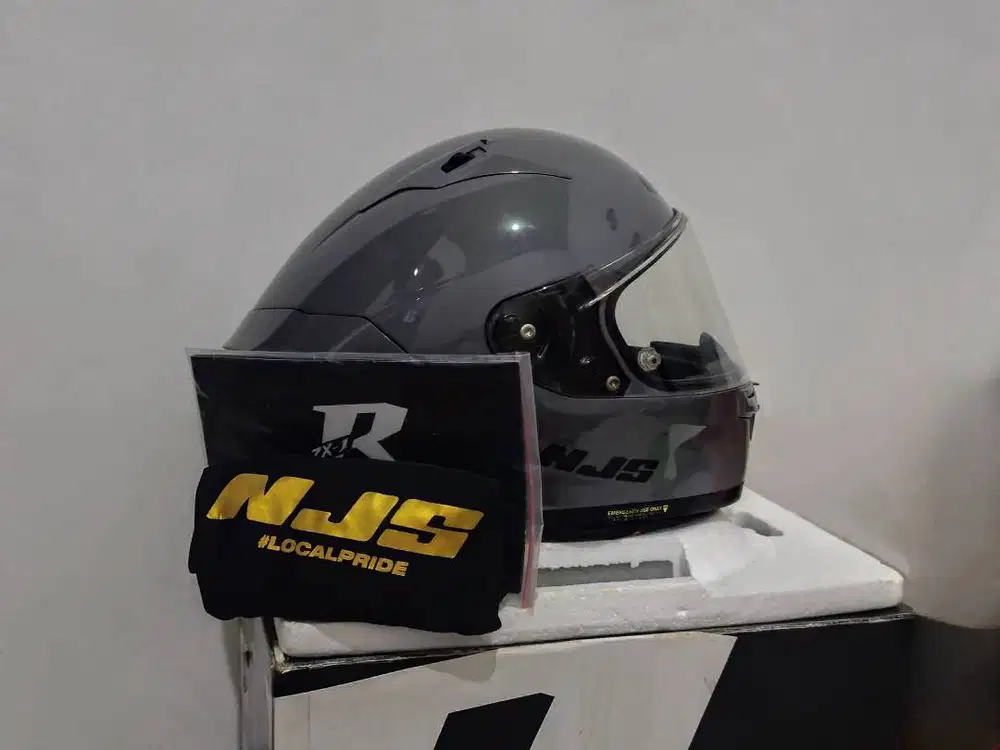 Helm NJS ZX-1R size M