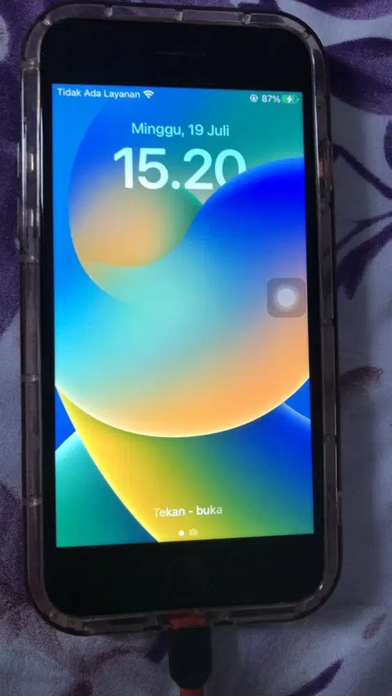Iphone 8 kapsitas 64Gb inter jual santai