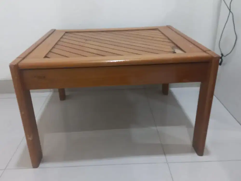 Jual Meja Kayu Bekas