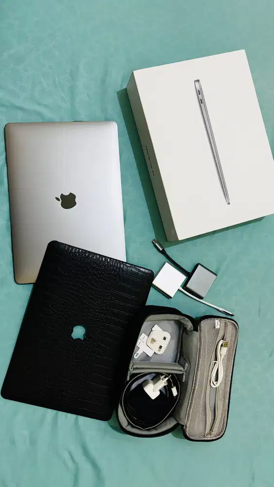 MacBook Air M1 2020 8GB/256GB Silver – Fullset Original + Bonus Akseso