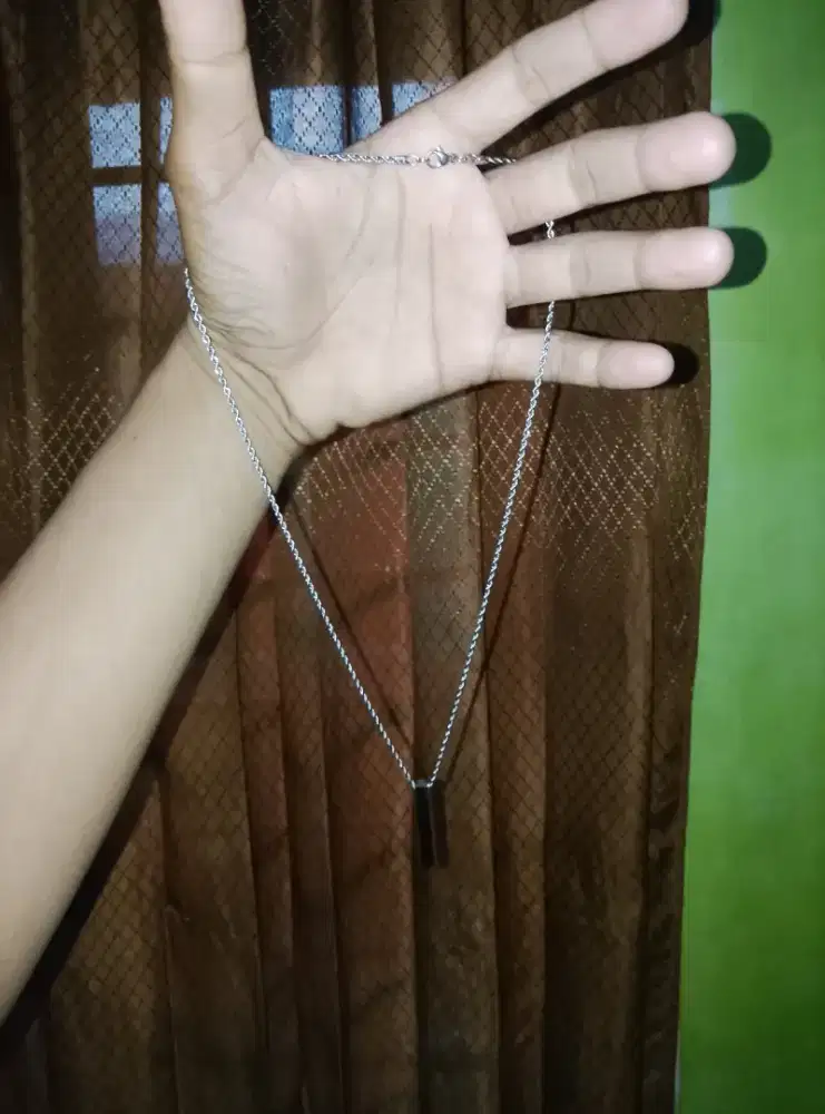 Kalung Titanium Keren