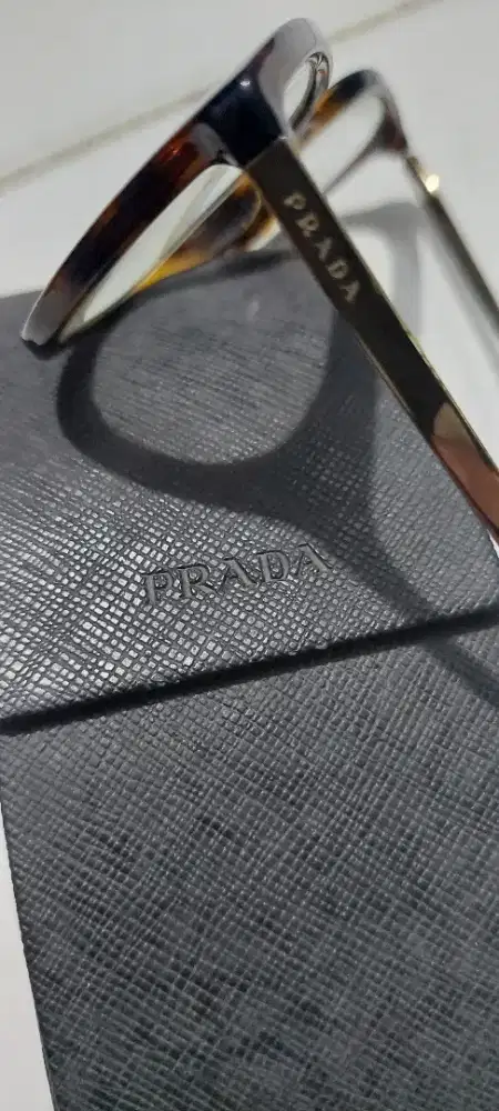 Frame kacamata original PRADA