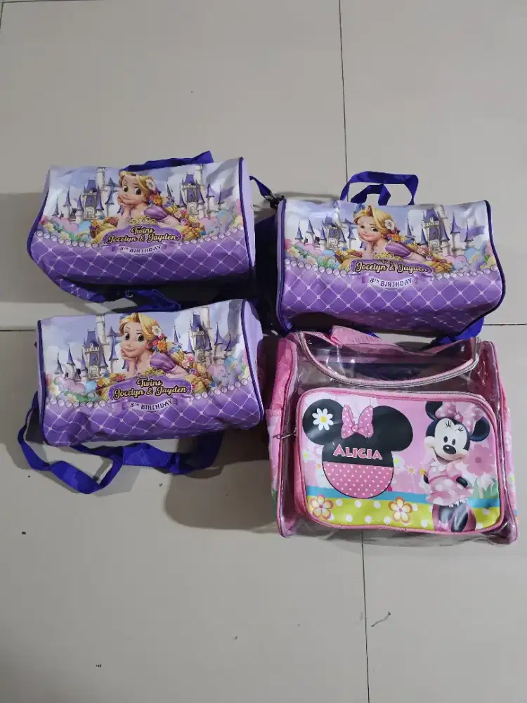 Tas Anak Ukuran Besar Aneka Macam