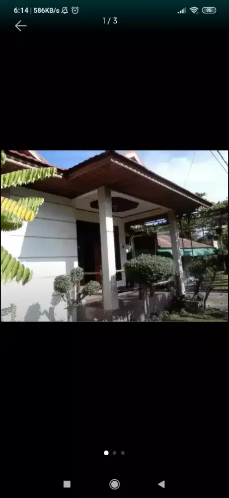 Disewakan/ Dijual Rumah Induk dan Bangunan Tempat Usaha