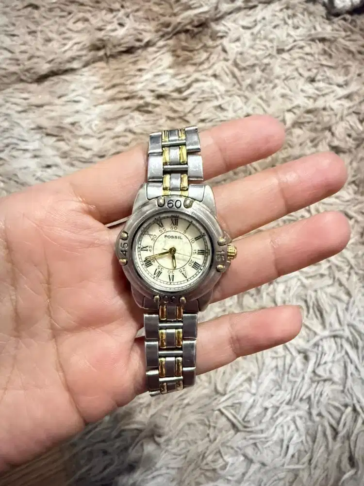 Jan Tangan Fossil