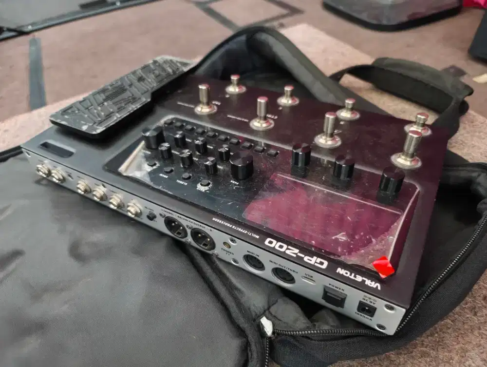 Efek Gitar Valeton GP-200
