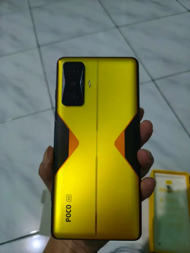 Poco F4 GT 12/256 second