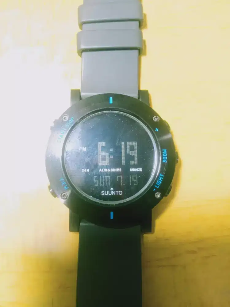 SUUNTO CORE GRAPHITE CRUSH