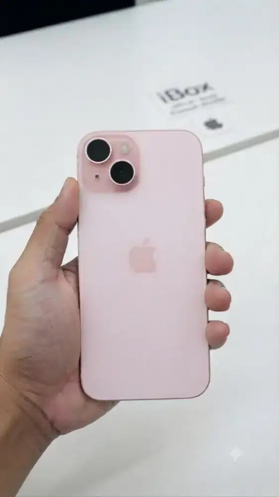 iPhone 15 pink 128gb iBox