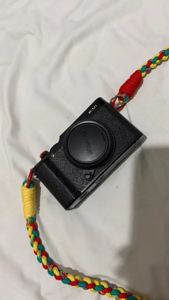 Fujifilm XM1 Body Only - Camera Mirrorless