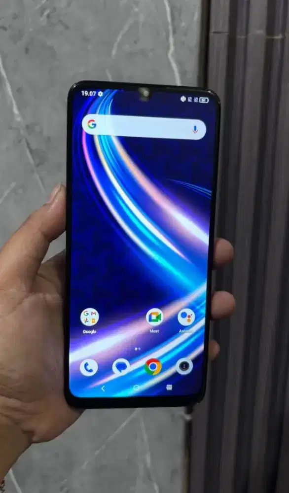 SHARP AQUOS V7 PLUS NFC 6/256GB