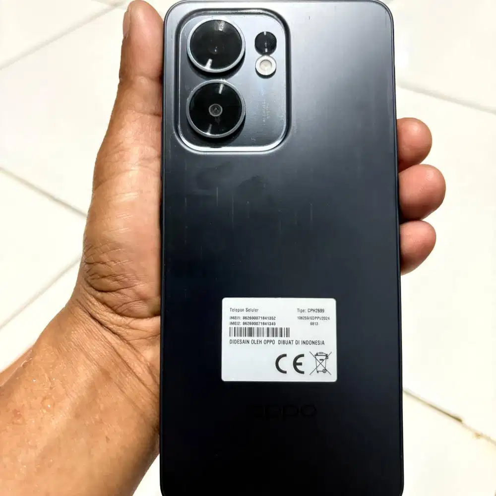 Dijual cepat hp OPPO RENO 13 5G