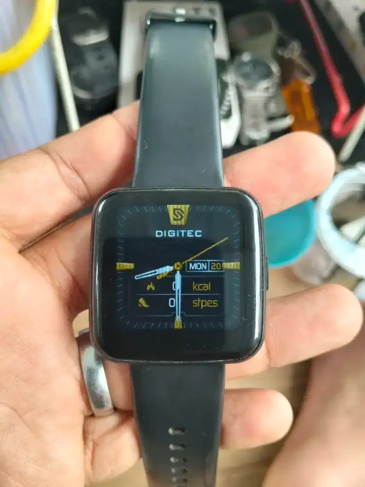 Smartwatch merk Digitec Alpha