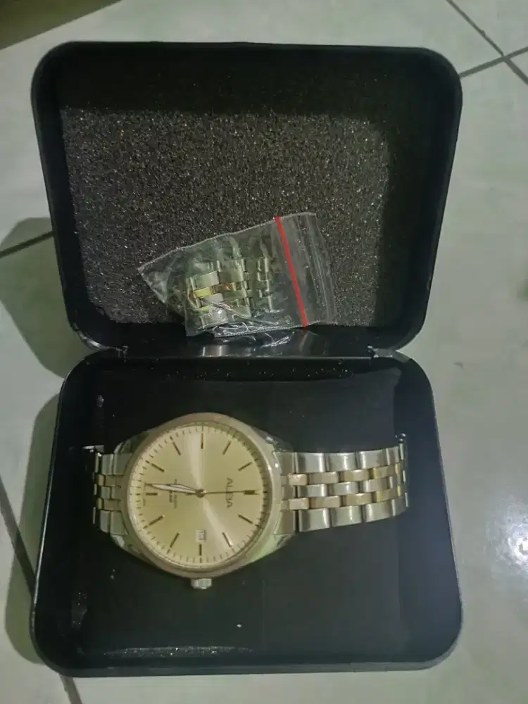 Jam Tangan Pria Alba