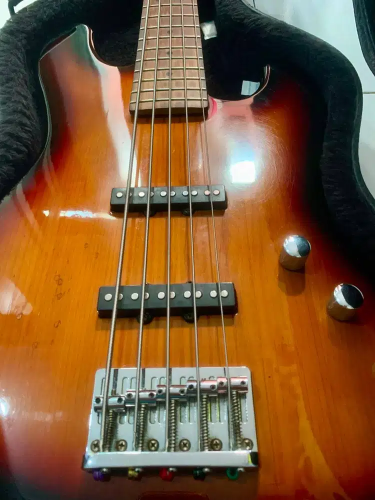 Jual Bass Elektrik Jazz Bass 5 Senar + Hardcase