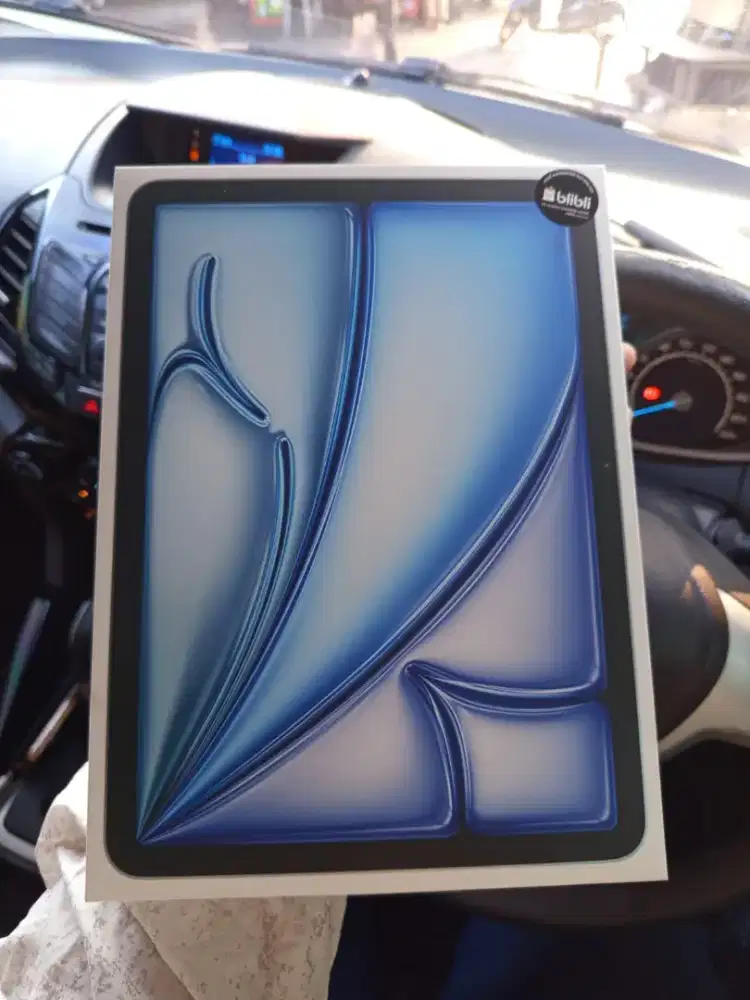 Ipad air m4 128gb 11inch wifi bnib garansi blibli