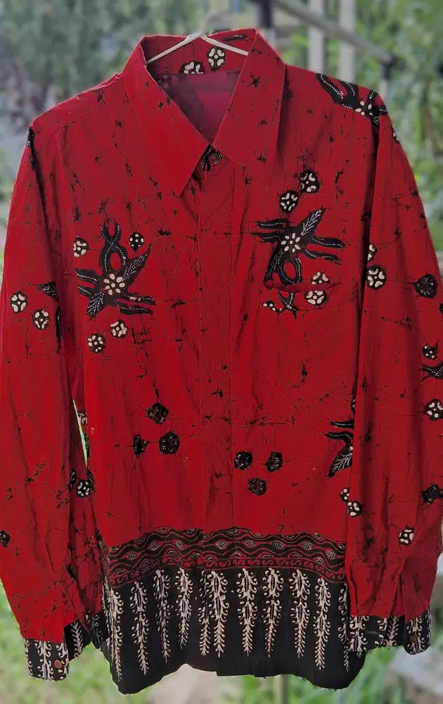 KEMEJA BATIK PRIA LENGAN PANJANG - MERAH