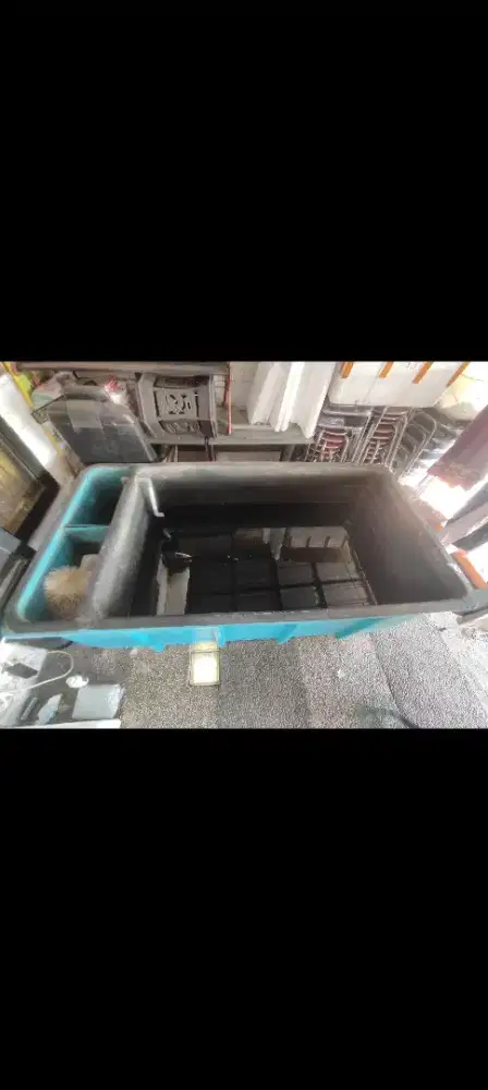 Fiber kolam ikan