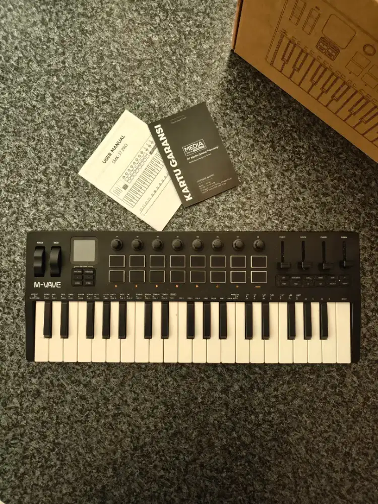 Midi Controller M-Vave SMK 37 Pro Black