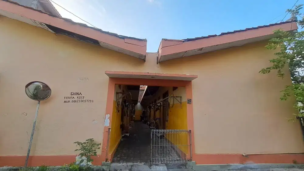RUMAH KOST STRATEGIS DEKAT KAWASAN INDUSTRI GRESIK (KIG)