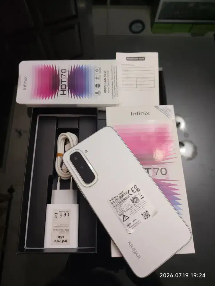 Infinix Hot 70 6/128GB mulus like new garansi panjang