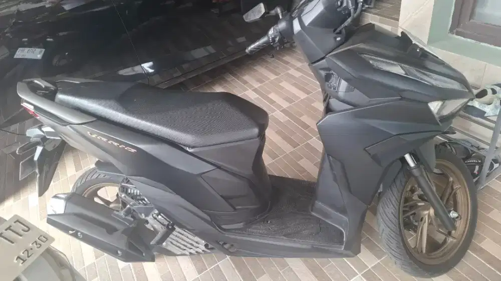 Honda Vario 125 CBS ISS 2025 Hitam