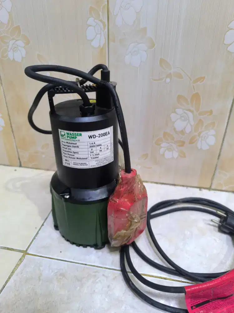 Wasser Pump WD - 200EA