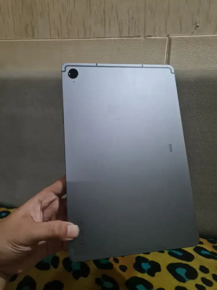 Samsung Galaxy Tab S9 FE 5G 6/128GB Normal Sein Indonesia