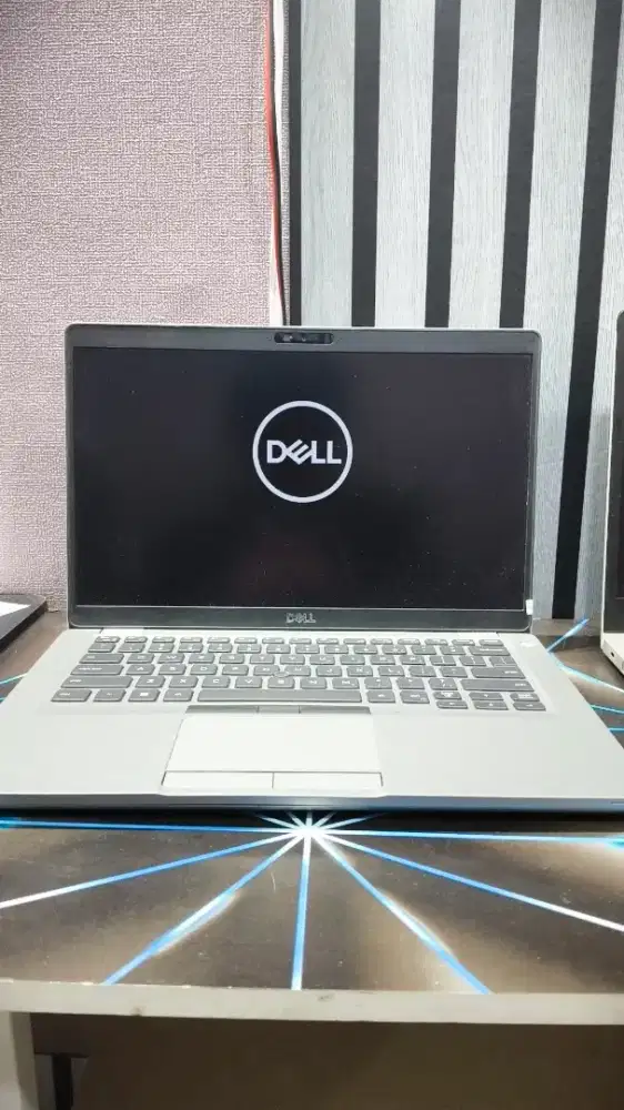Dell lattitude 5410 i7-10 16/256