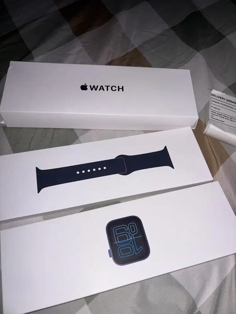 Apple wacth 2025 Apple Watch SE 3 Aluminium Case with Sport Band