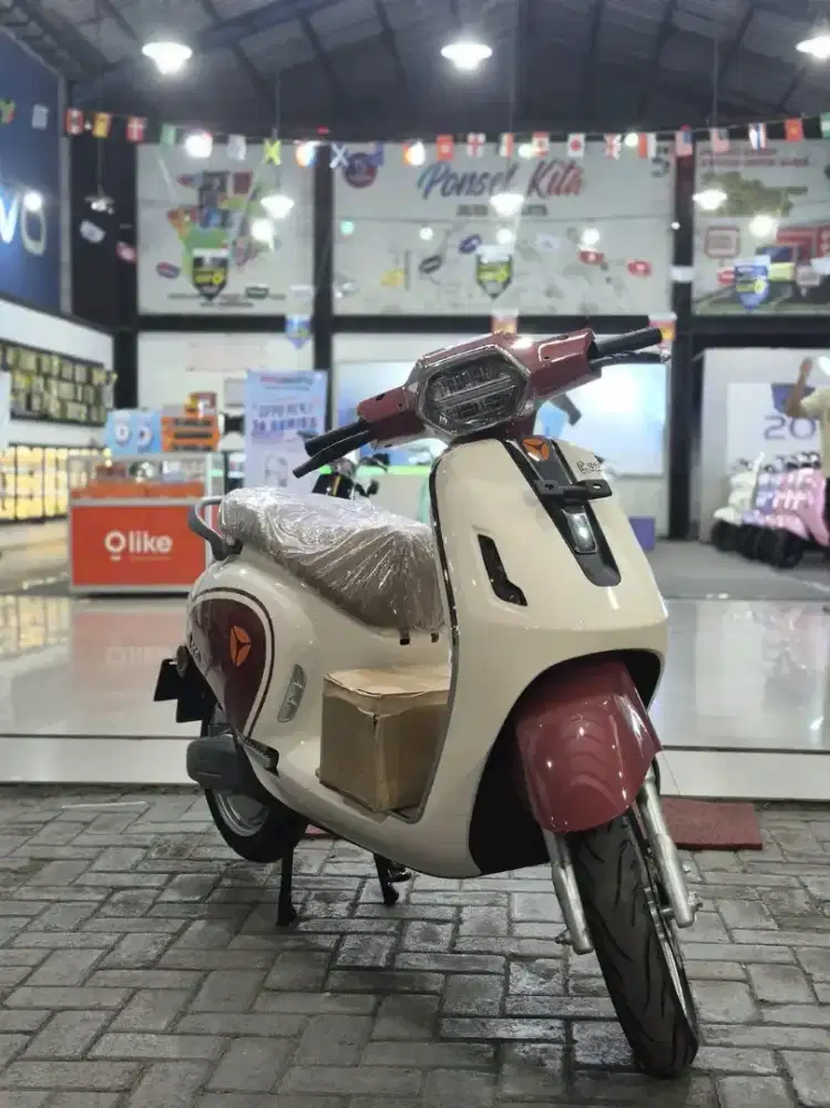 Motor listrik yadea Mia  promo kredit Cicilan ringan