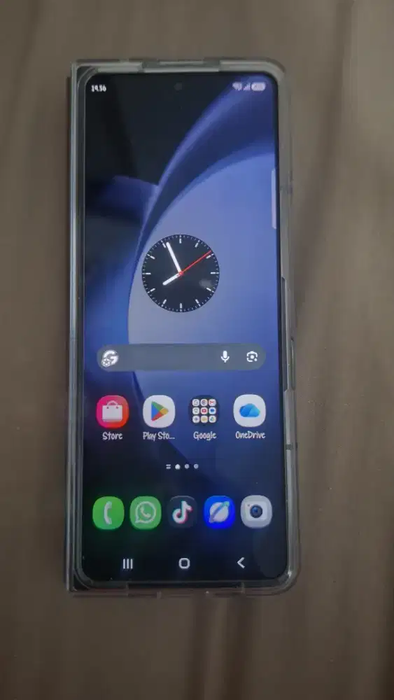 Samsung Zfold 5 ram 12/512