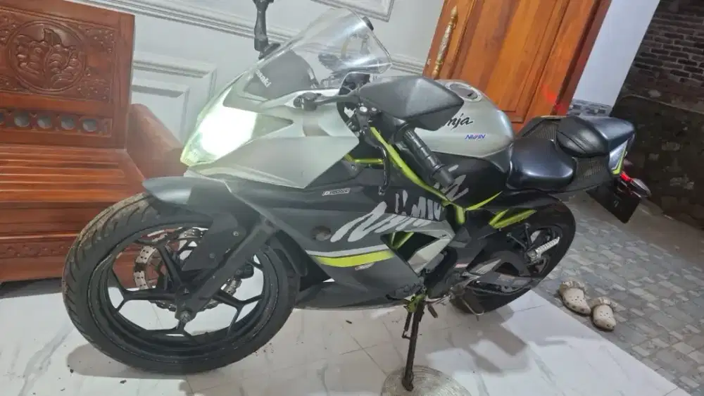 Jual motor kawasaki ninja 250