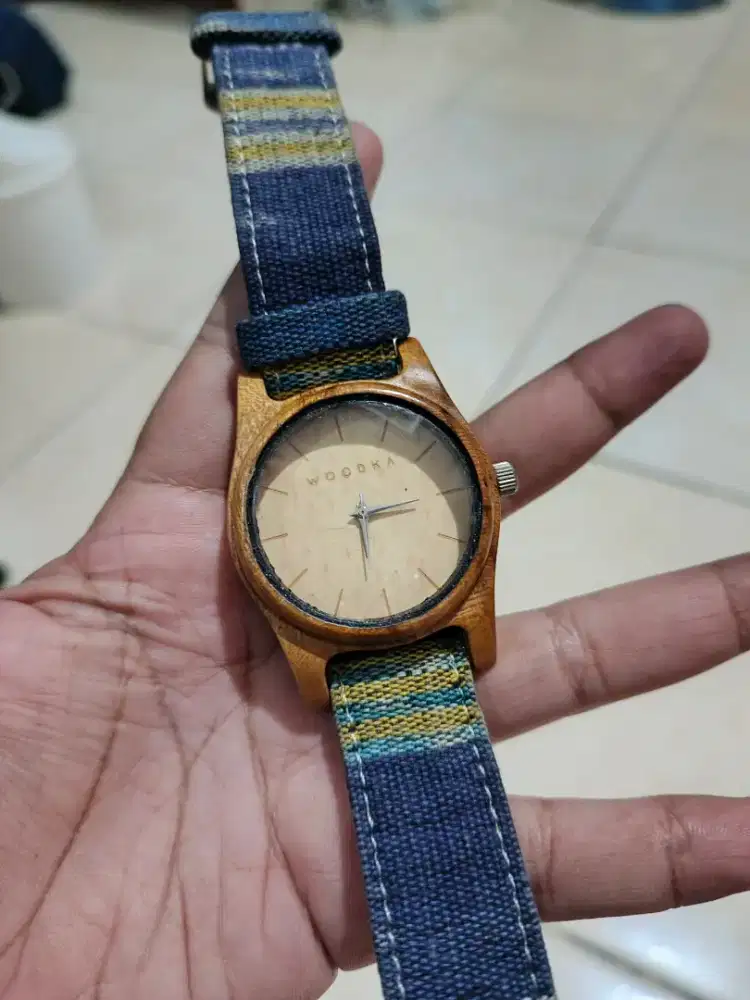 Jual jam tangan Woodka kayu