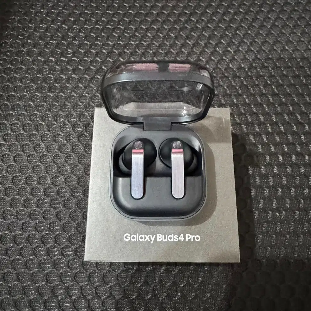 galaxy buds 4 pro