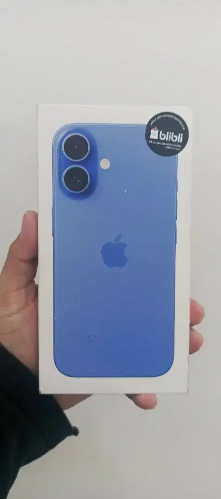 iPhone 16 basic 128 ultramarine
