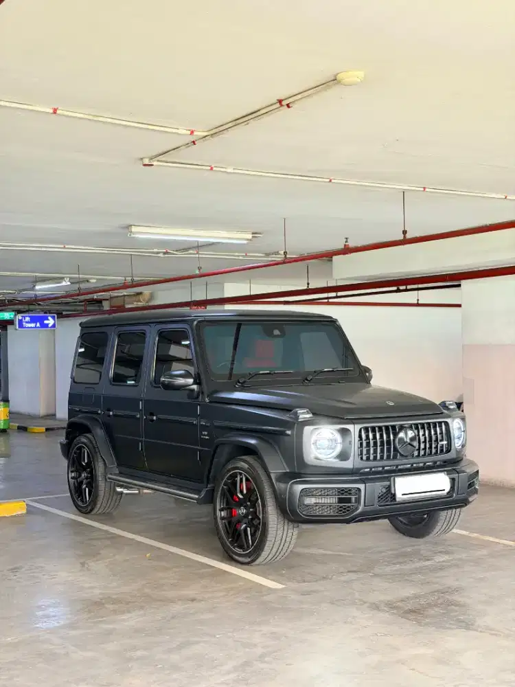 Mercedes-Benz AMG G63 2024 MAGNO ON RED