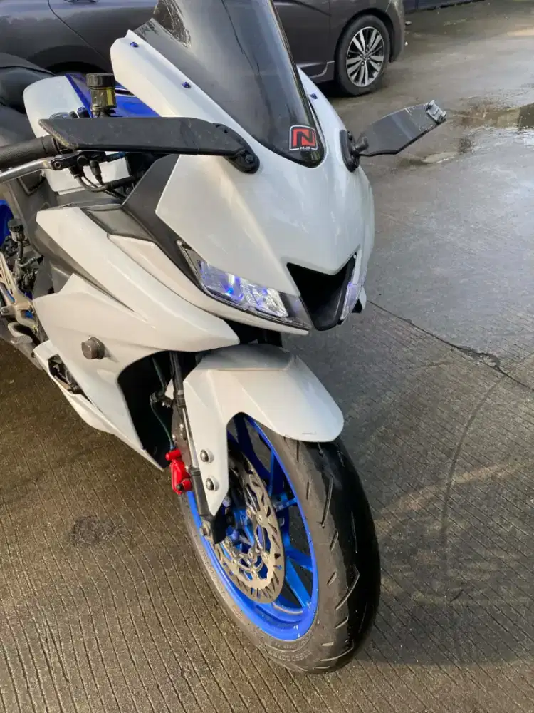 Yamaha R15 V3 2017