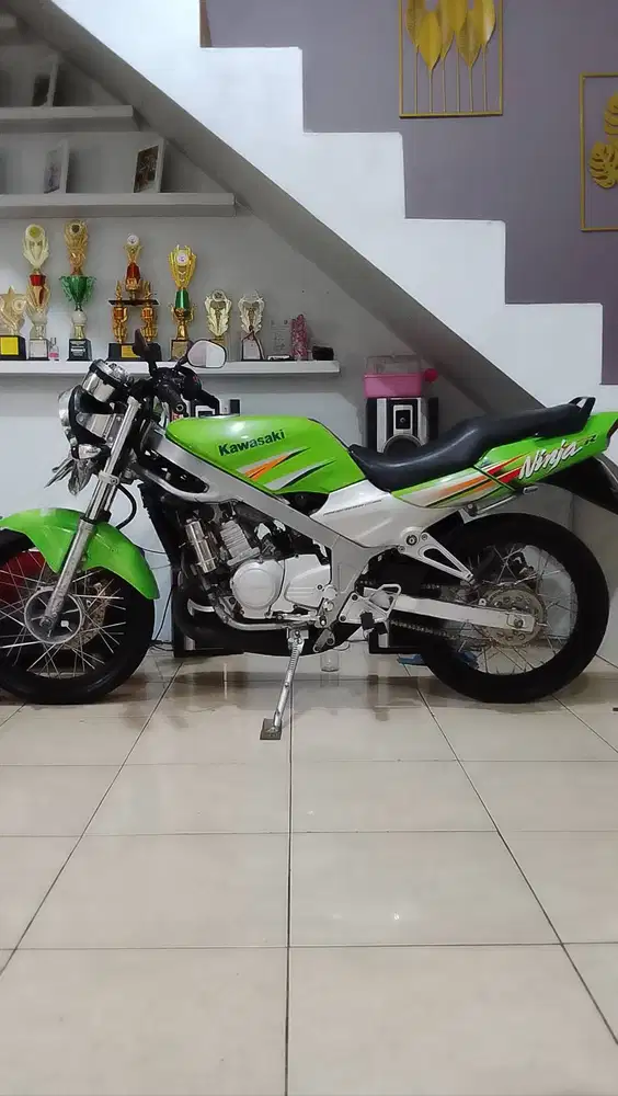 Ninja J tahun 2004