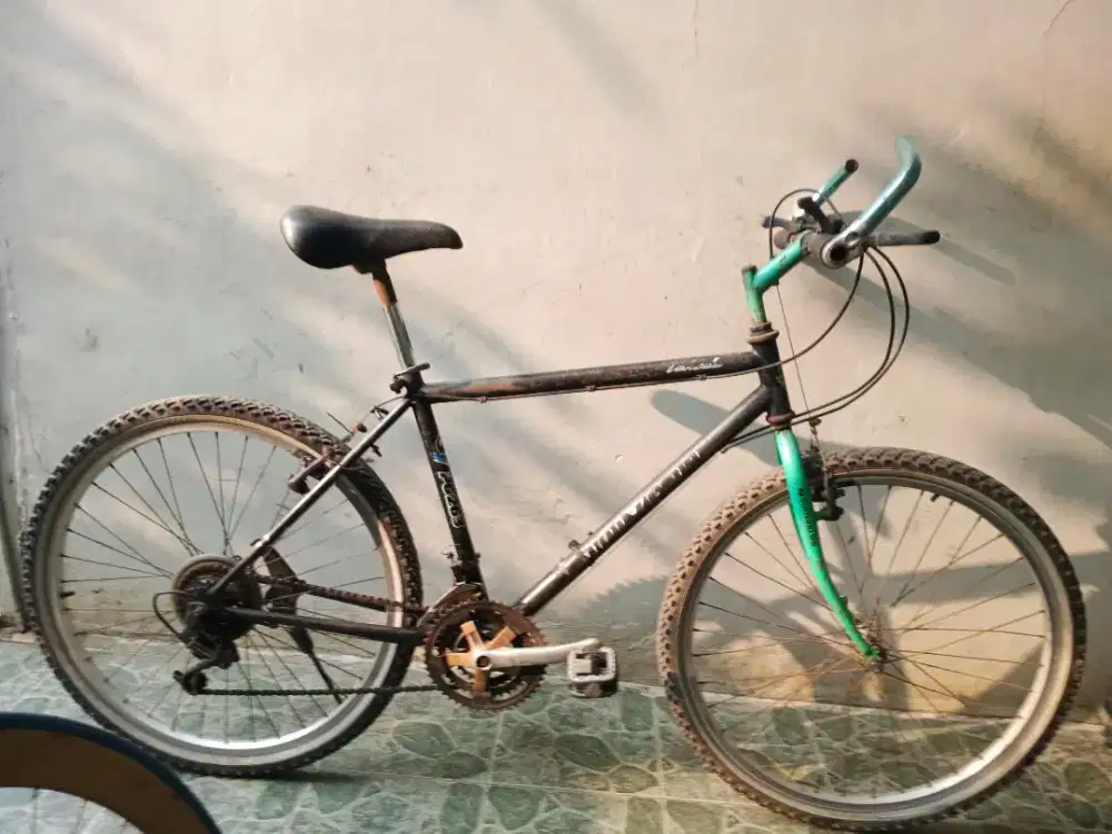 Polygon takeda 26 full orian.  Siap goes . Ttambah speda bisa jg
