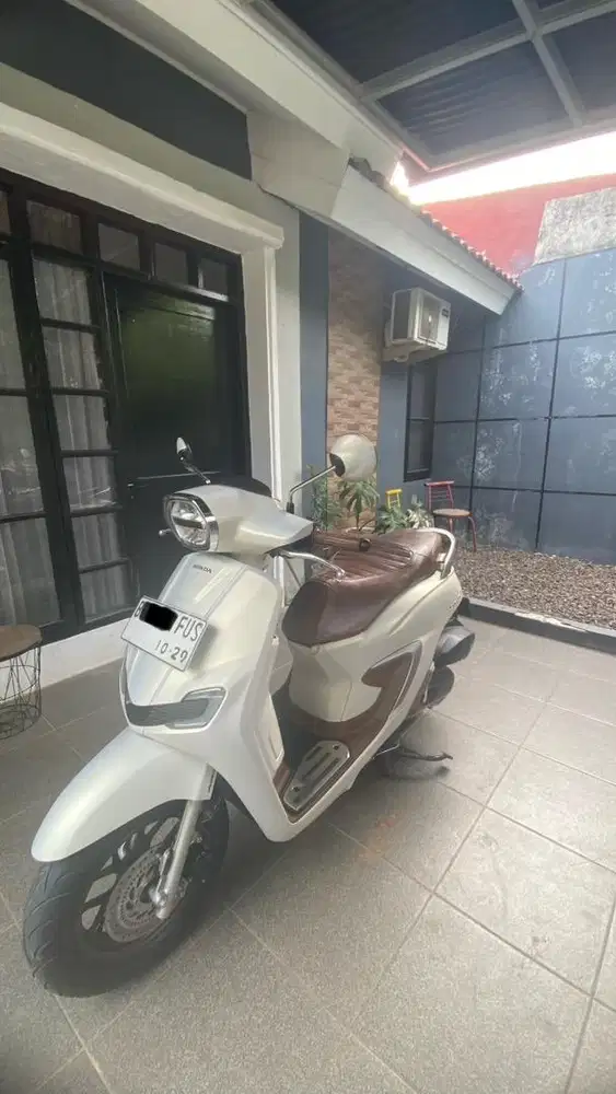 DI JUAL HONDA STYLO 160 ABS