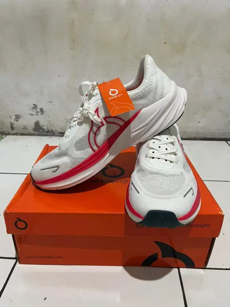 Sepatu Running Ortus Hyperfuse 2.2 White/Ortred size 44