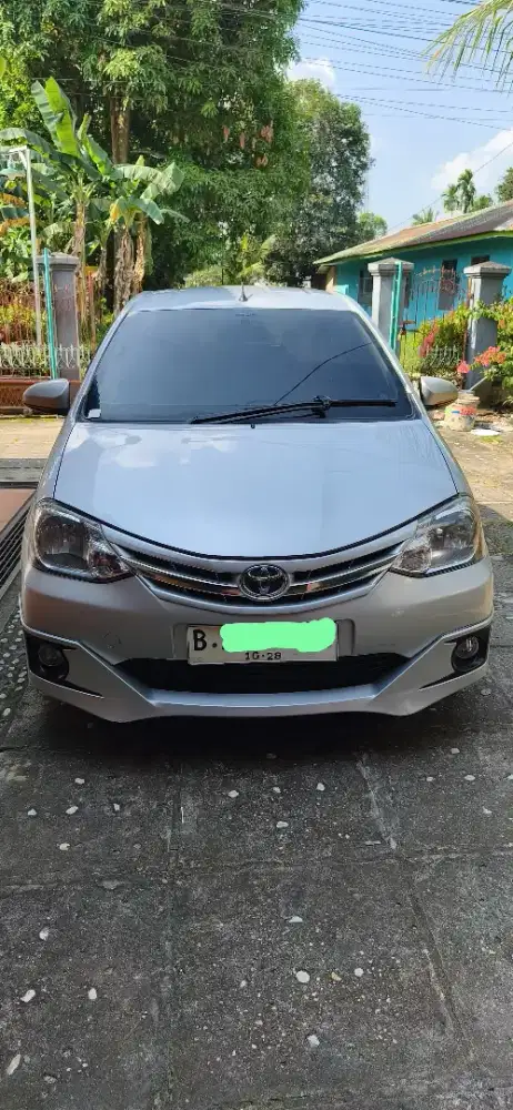 Di Jual Mobil Toyota Etios Valco