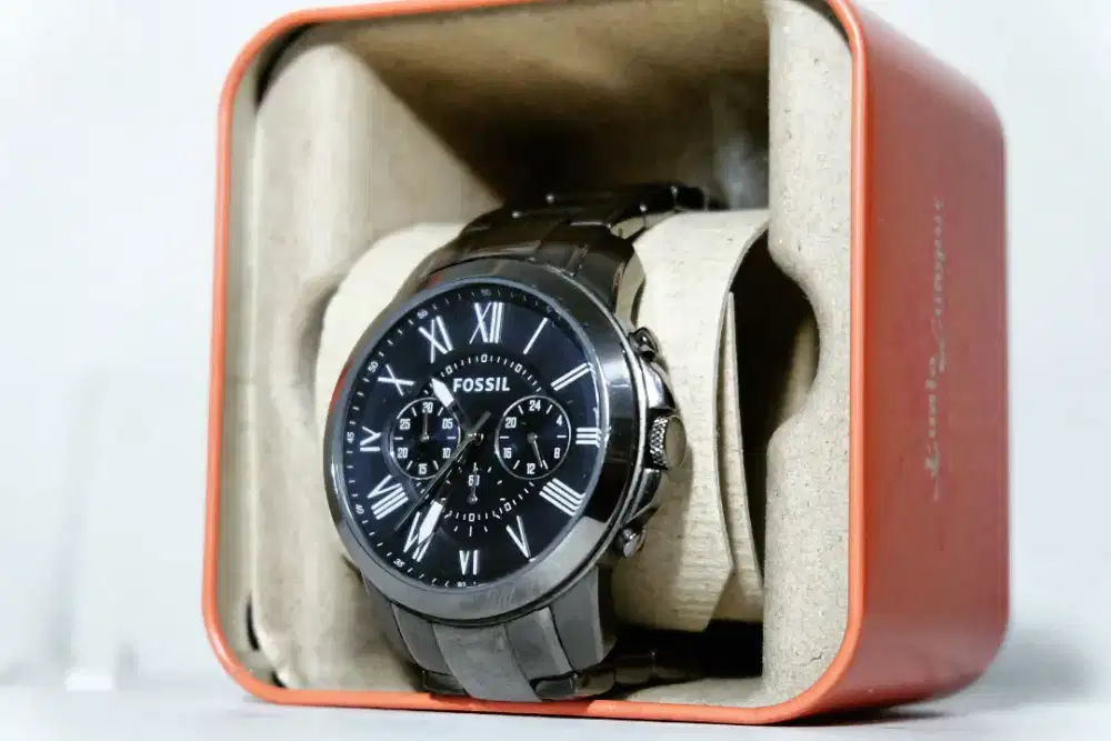 Jam Fossil cowo black titanium Fullset lengkap Ori, Urban Icon Mkg
