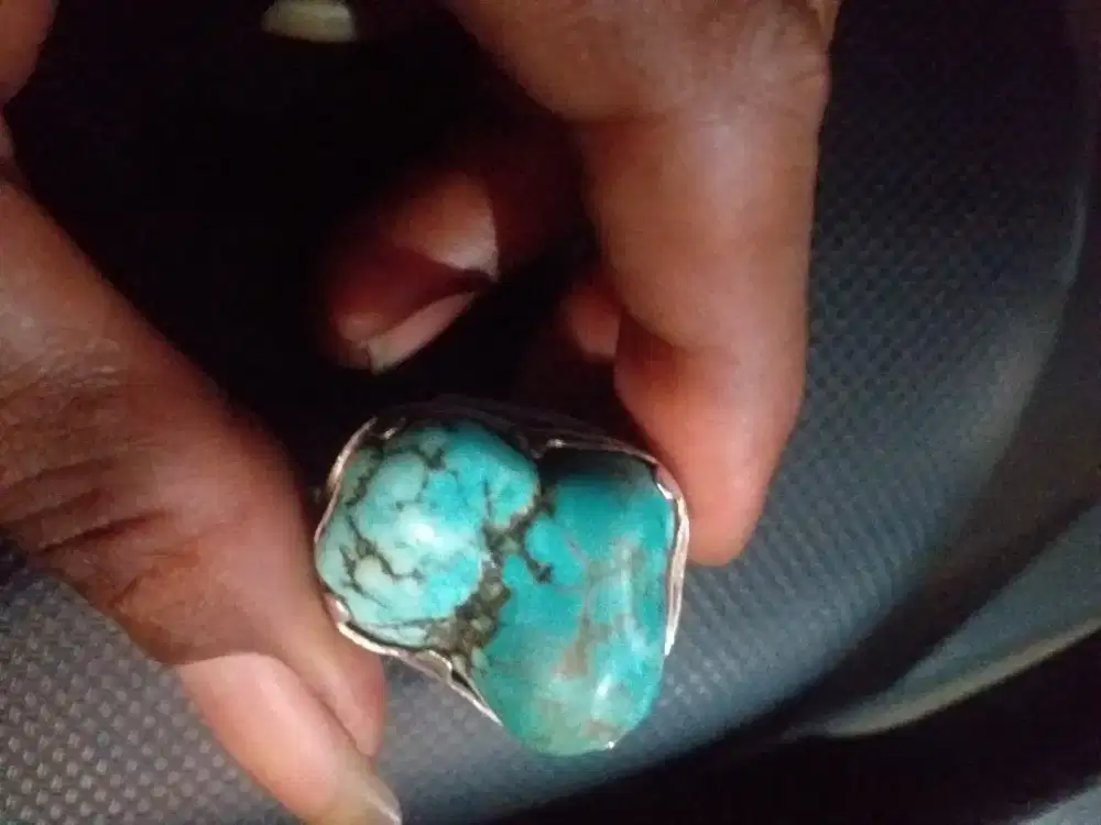 Batu pirus torqouis