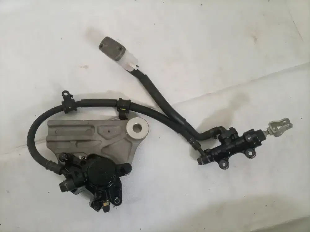 Rem Cakram belakang Honda Mega Pro
