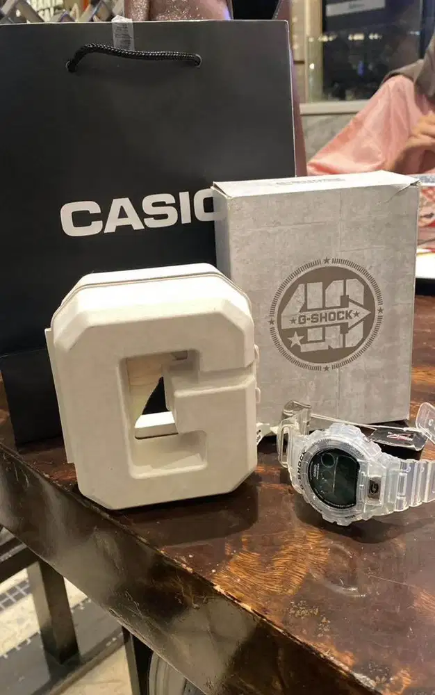 Jam tangan Casio G-Shock DW-6940RX Spesial 40th Anniversary